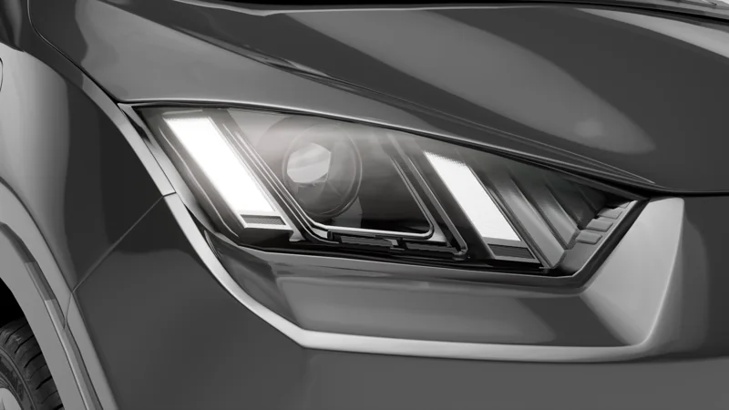 Sealion 05 · Headlight detail